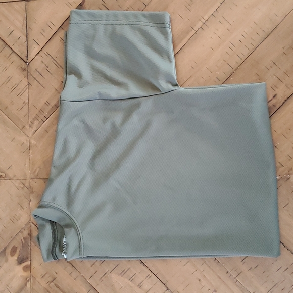 🆕️ Dri-Duke Crew Neck Shirt - Picture 4 of 8